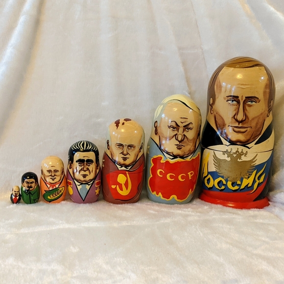 💥 SOLD 💥 Russian Political Leaders Nesting Dolls - Picture 10 of 15